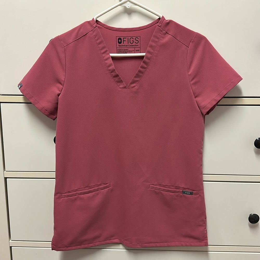 WearFigs Scrub Top